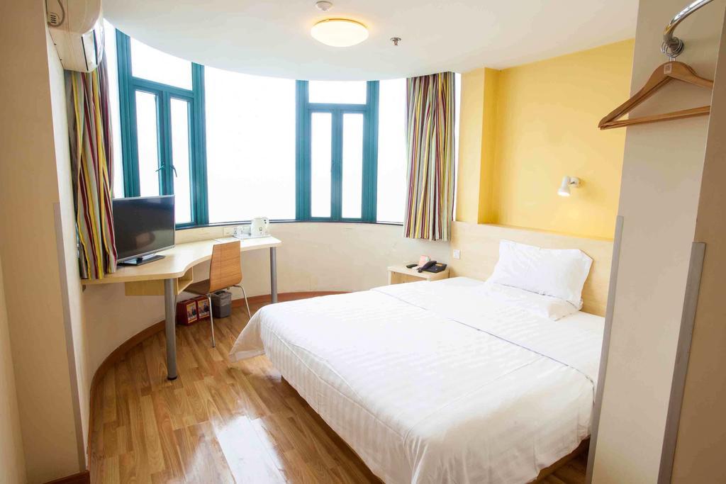 7Days Inn Tianjin Zhongshan Road Room photo